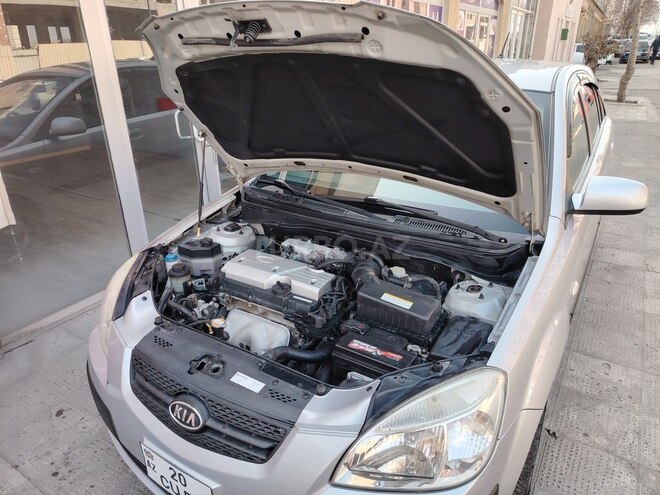 Kia Rio 2006, 260,000 km - 1.4 l - Gəncə