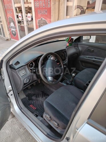 Kia Rio 2006, 260,000 km - 1.4 l - Gəncə