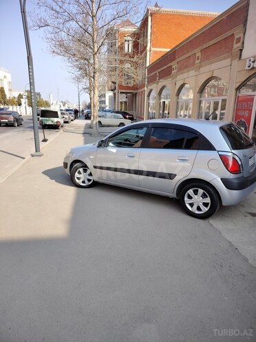 Kia Rio 2006, 260,000 km - 1.4 l - Gəncə