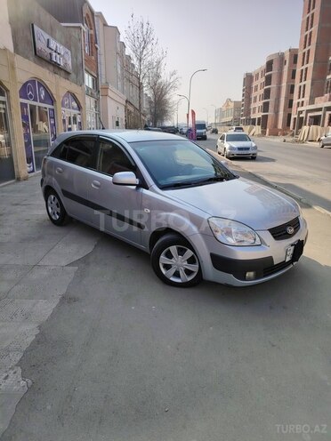 Kia Rio 2006, 260,000 km - 1.4 l - Gəncə