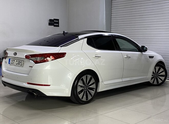 Kia Optima-12