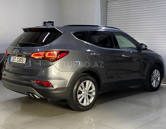 Hyundai Santa Fe-10