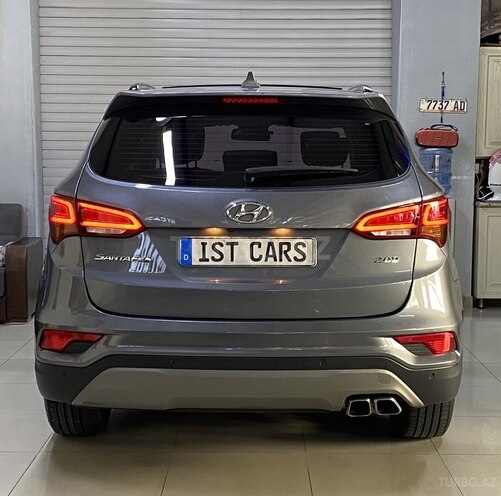 Hyundai Santa Fe-8
