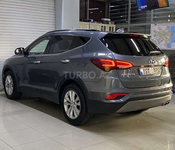 Hyundai Santa Fe-9