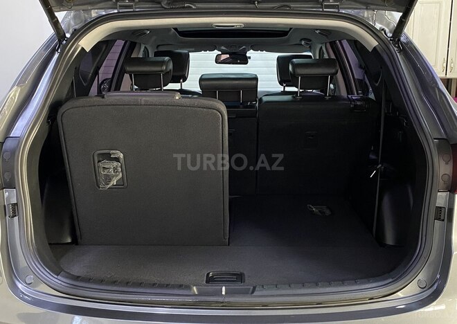 Hyundai Santa Fe-18