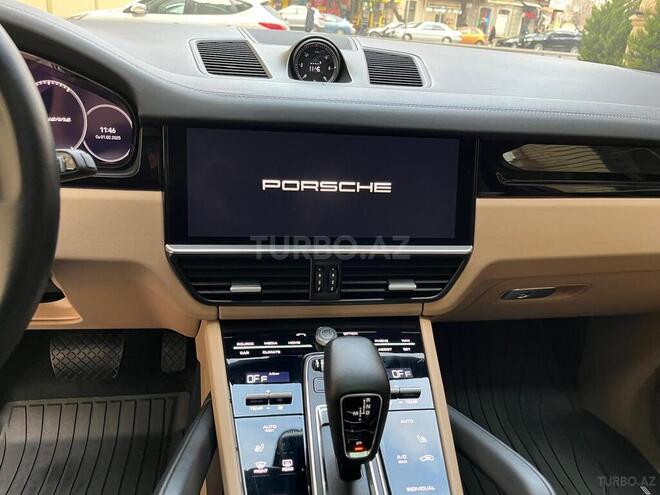 Porsche Cayenne 2022, 42,000 km - 3.0 l - Bakı