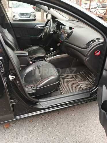 Kia Cerato-6