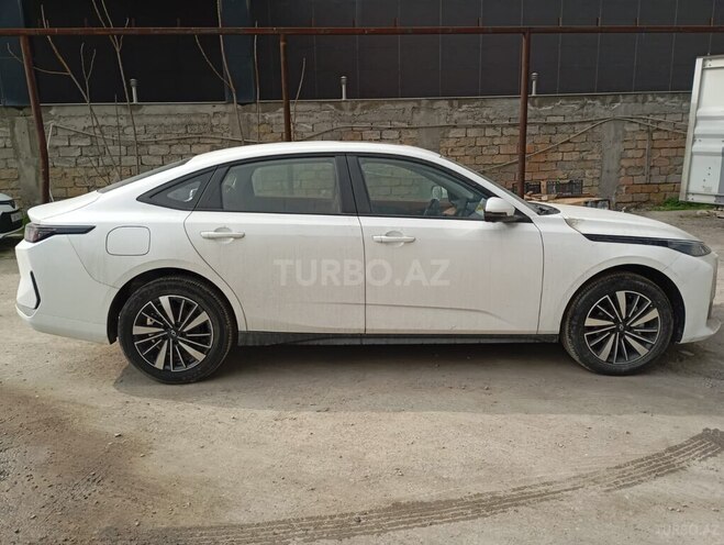 Changan Qiyuan A05 2025, 0 km - 1.5 л - Bakı