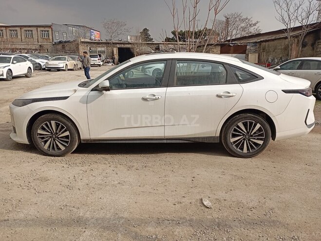 Changan Qiyuan A05 2025, 0 km - 1.5 л - Bakı