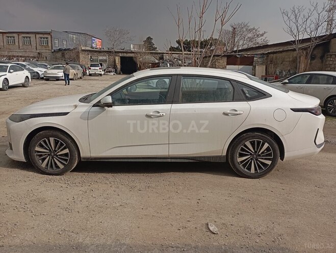 Changan Qiyuan A05 2025, 0 km - 1.5 л - Bakı