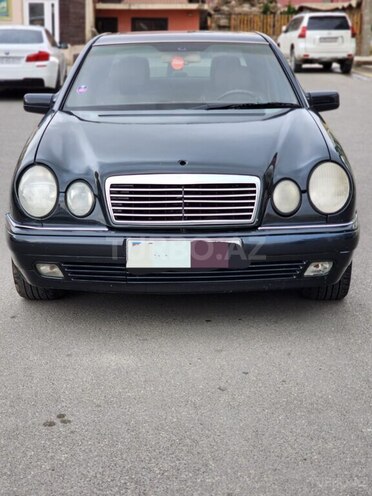 Mercedes E 220 d 1999, 352,145 km - 2.2 l - Bakı