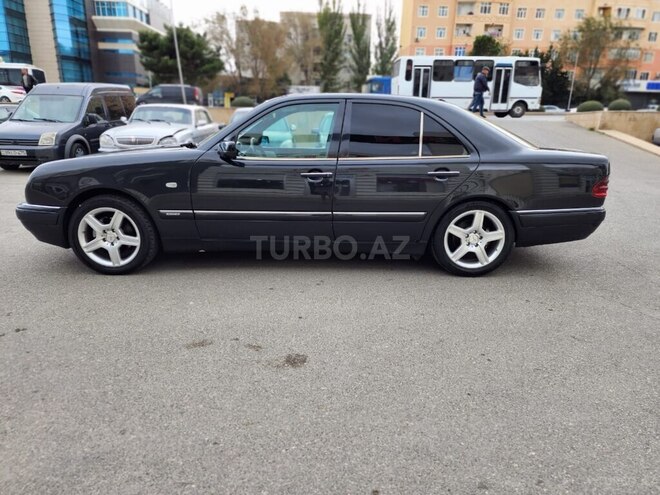 Mercedes E 220 d 1999, 352,145 km - 2.2 l - Bakı
