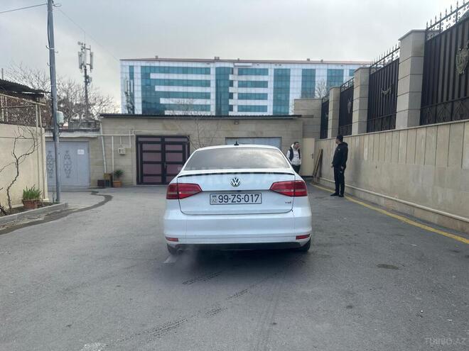 Volkswagen Jetta 2015, 198,754 km - 1.8 l - Bakı