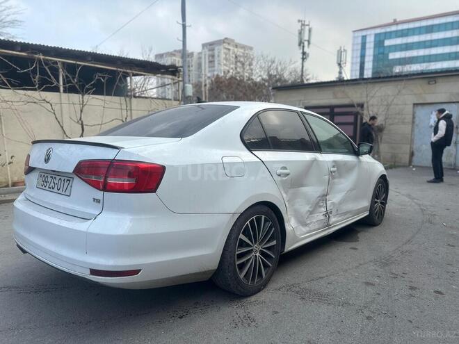 Volkswagen Jetta 2015, 198,754 km - 1.8 l - Bakı