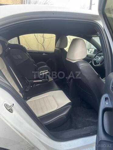 Volkswagen Jetta 2015, 198,754 km - 1.8 l - Bakı