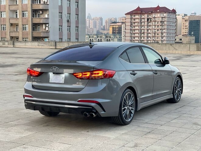 Hyundai Elantra 2017, 57,300 km - 1.6 л - Bakı