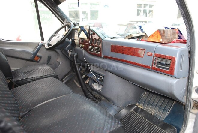 Mercedes Sprinter 308 1998, 335,200 km - 2.5 л - Bakı