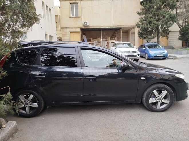 Hyundai i30 2009, 240,000 km - 1.6 l - Bakı