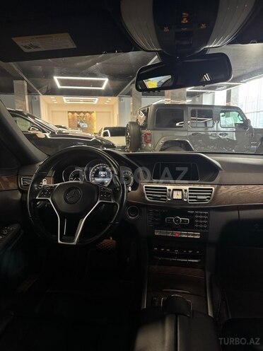 Mercedes E 200-7