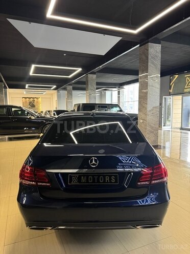 Mercedes E 200-8