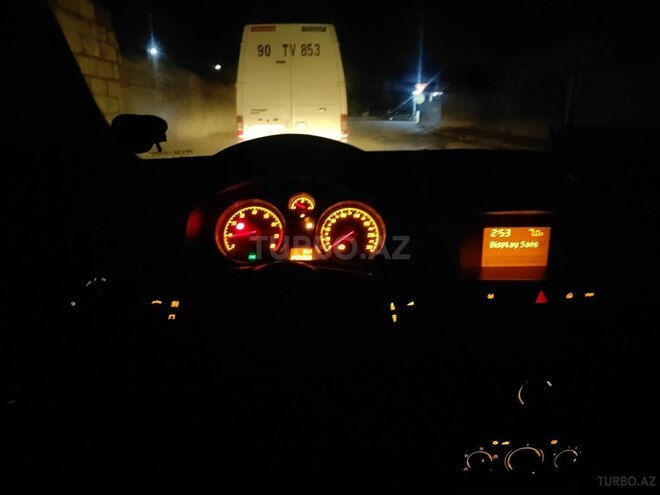 Opel Astra 2008, 230,000 km - 1.4 l - Göyçay