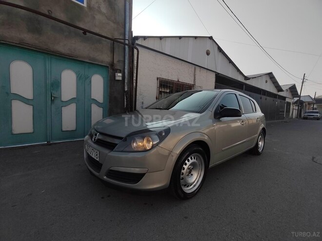 Opel Astra 2008, 230,000 km - 1.4 l - Göyçay
