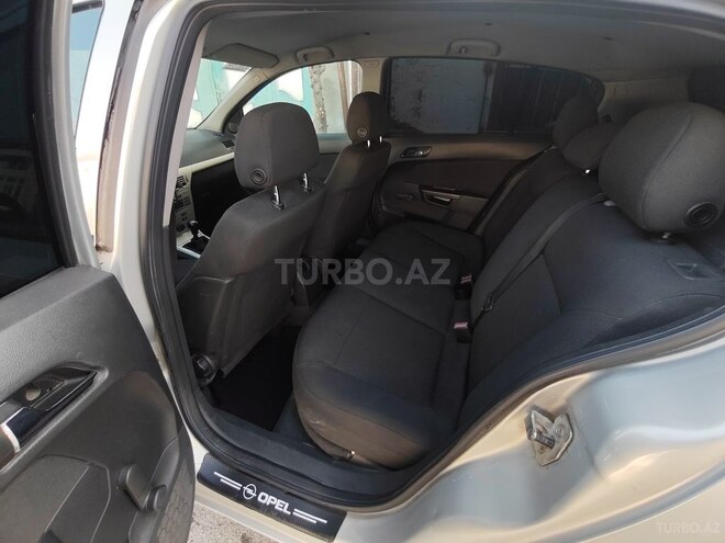 Opel Astra 2008, 230,000 km - 1.4 l - Göyçay