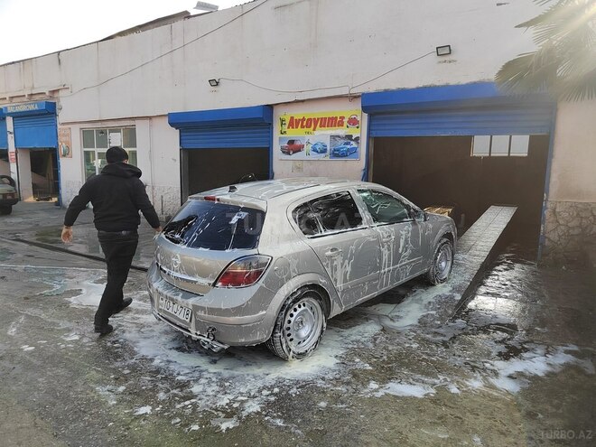 Opel Astra 2008, 230,000 km - 1.4 l - Göyçay