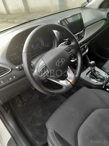 Hyundai i30 2017, 207,000 km - 1.6 l - Bakı