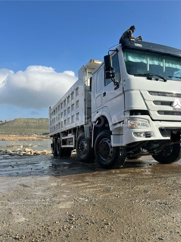 HOWO Sinotruk 2012, 675,000 km - 9.5 l - Bakı