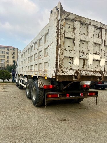 HOWO Sinotruk 2012, 675,000 km - 9.5 l - Bakı