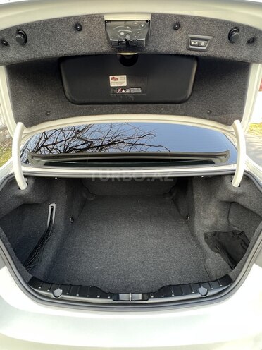 BMW 528 2013, 224,000 km - 2.0 l - Zaqatala