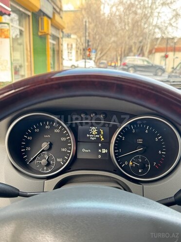 Mercedes ML 350 4MATIC 2010, 266,332 km - 3.5 л - Bakı