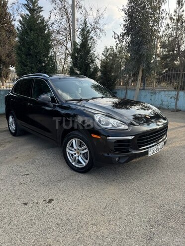 Porsche Cayenne-4