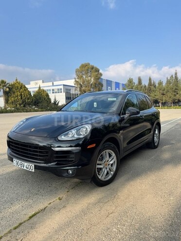Porsche Cayenne-3