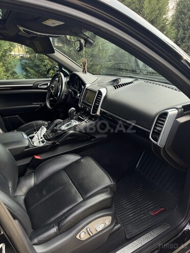 Porsche Cayenne-15