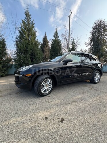 Porsche Cayenne-8