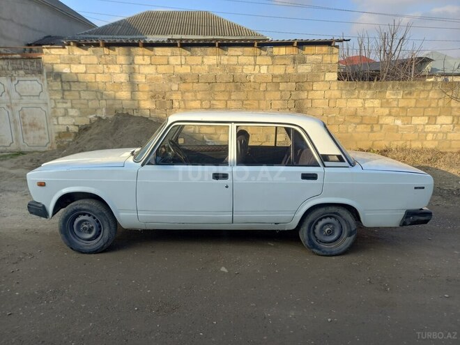 LADA (VAZ) 2107 1983, 95,000 km - 1.3 l - Quba