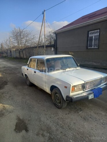 LADA (VAZ) 2107 1983, 95,000 km - 1.3 l - Quba