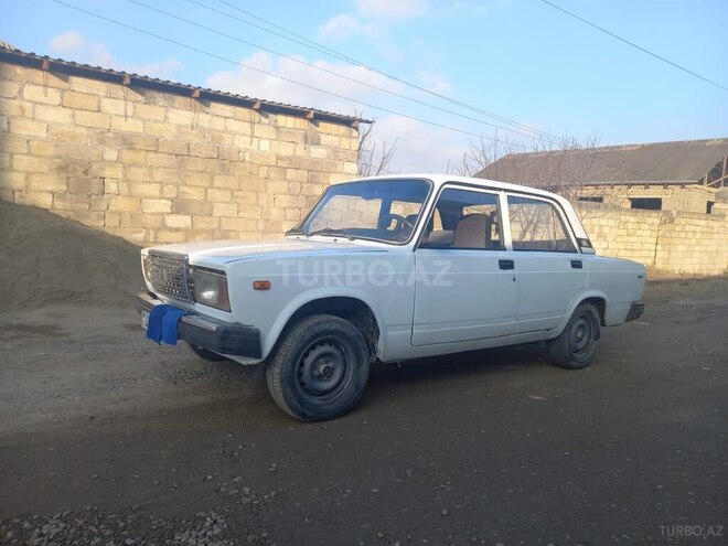 LADA (VAZ) 2107 1983, 95,000 km - 1.3 l - Quba