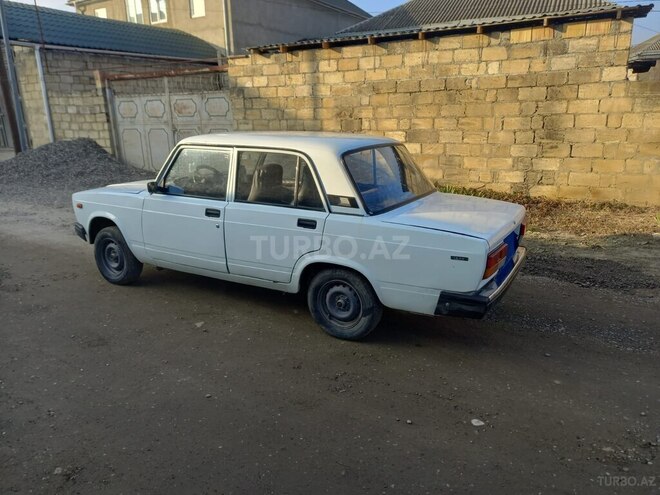 LADA (VAZ) 2107 1983, 95,000 km - 1.3 l - Quba