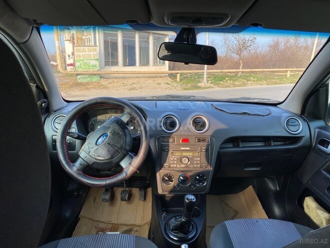 Ford Fusion 2006, 282,926 km - 1.4 l - Bakı