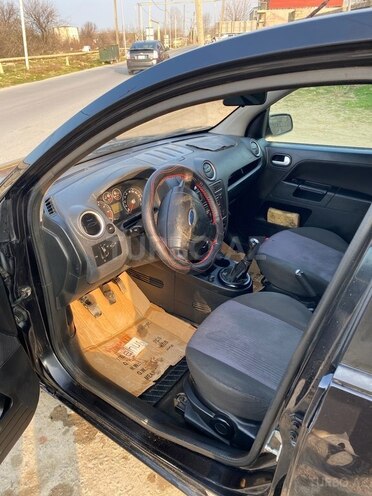 Ford Fusion 2006, 282,926 km - 1.4 l - Bakı