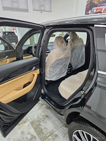 Geely Monjaro-11
