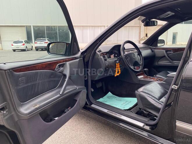 Mercedes E 200 2000, 350,650 km - 2.0 л - Bakı