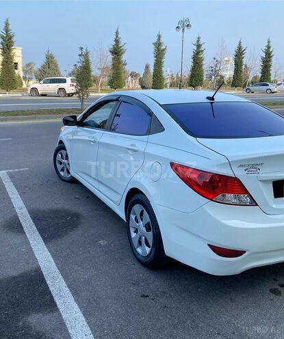 Hyundai Accent 2012, 280,000 km - 1.6 l - Bakı
