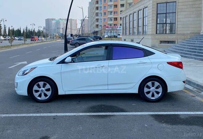 Hyundai Accent 2012, 280,000 km - 1.6 l - Bakı
