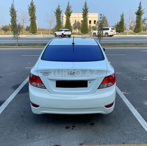 Hyundai Accent 2012, 280,000 km - 1.6 l - Bakı