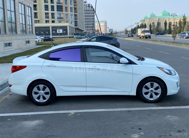 Hyundai Accent 2012, 280,000 km - 1.6 l - Bakı