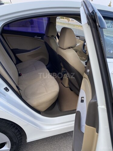 Hyundai Accent 2012, 280,000 km - 1.6 l - Bakı